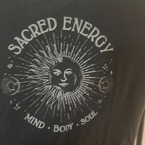 Hollister Black Short Sleeve Tee with Mystical Sun Design women’s